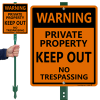 Keep Out No Trespassing Sign
