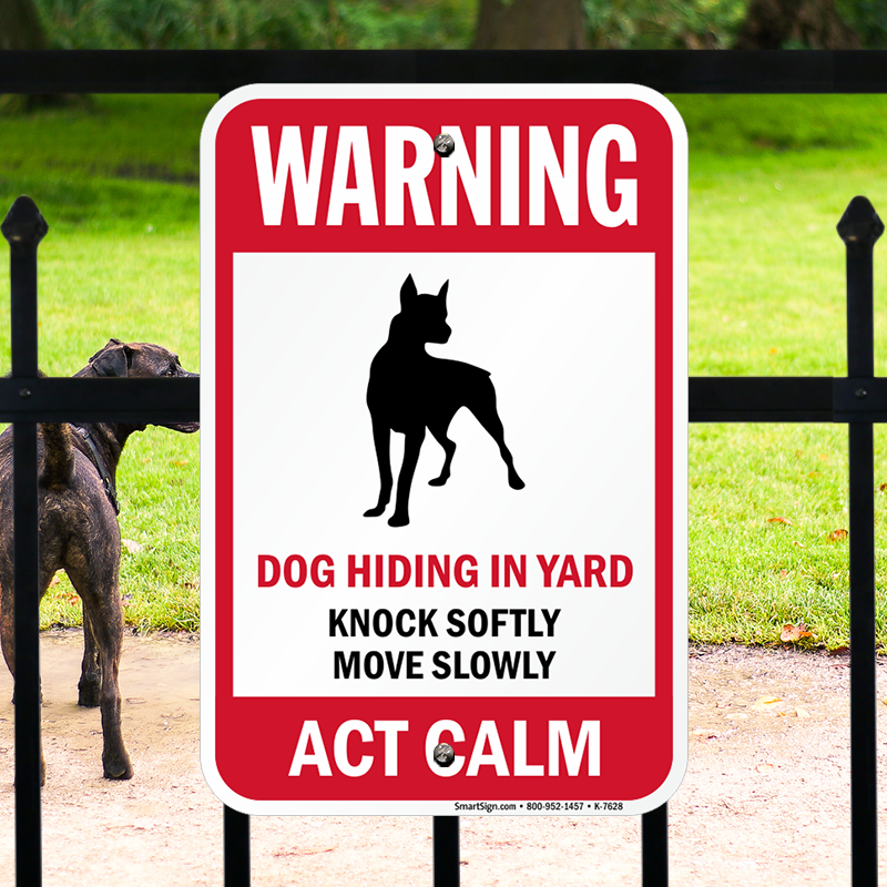 dog-hiding-in-yard-sign-k-7628_pl.png