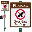 No Dogs LawnBoss® Sign & Stake Kit